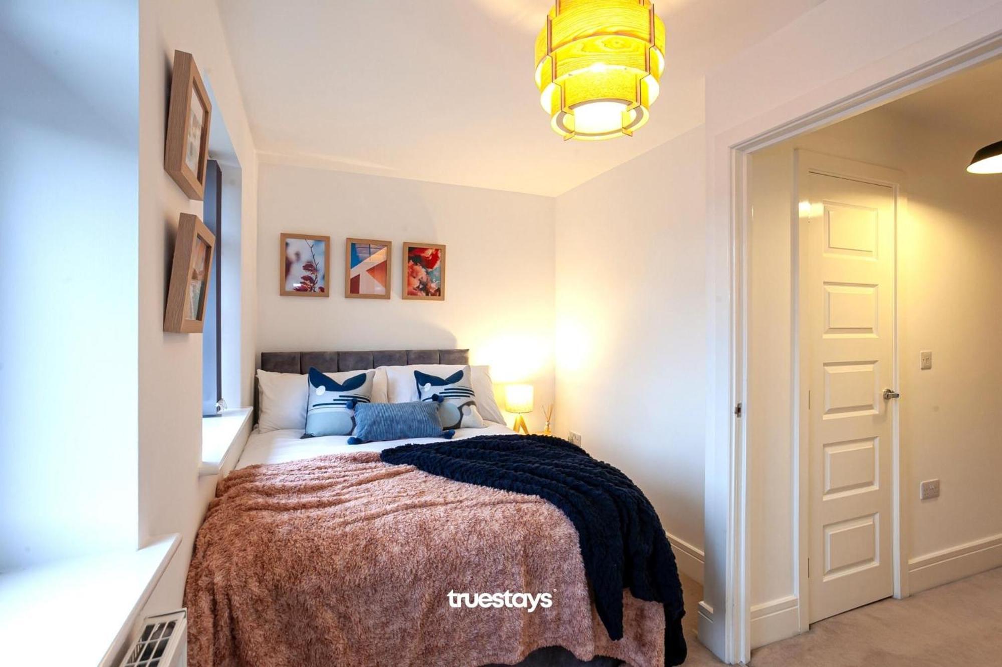 Ambassador House By Truestays - Luxury 4 Bedroom House In Stoke-On-Trent Etruria Exteriör bild