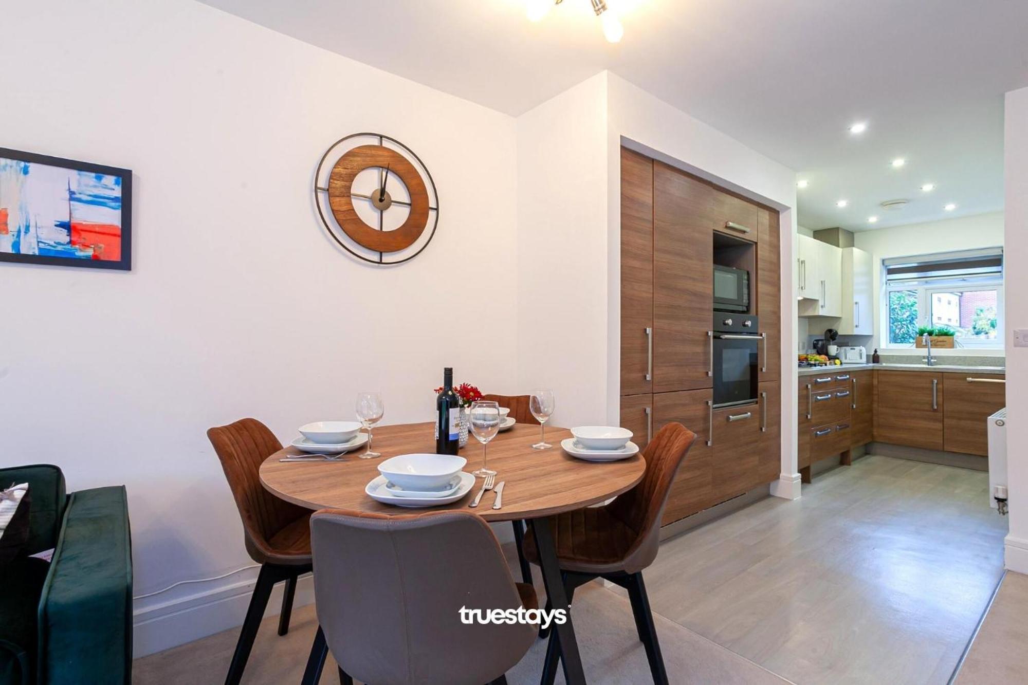 Ambassador House By Truestays - Luxury 4 Bedroom House In Stoke-On-Trent Etruria Exteriör bild