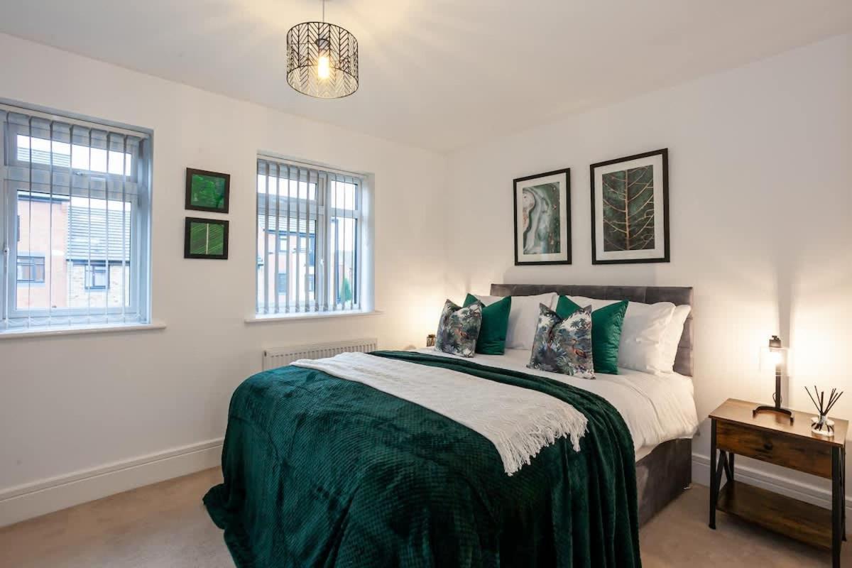 Ambassador House By Truestays - Luxury 4 Bedroom House In Stoke-On-Trent Etruria Exteriör bild